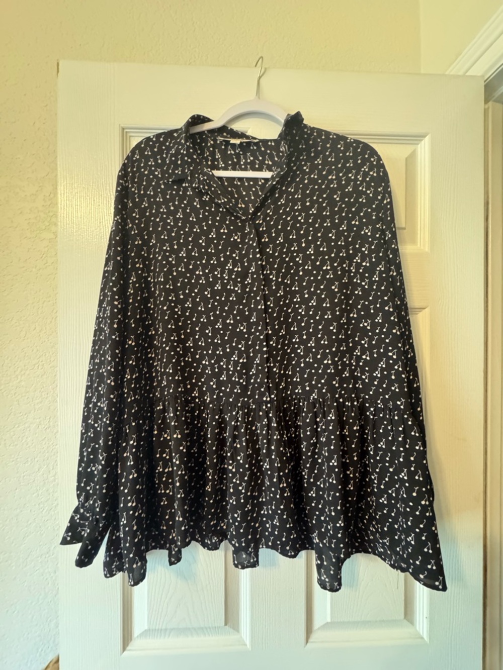 LOFT Black Printed Peplum Tunic Blouse